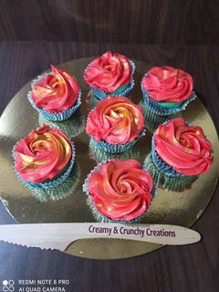 ચોકલેટ કપ કેક (Chocolate Cup Cake Recipe In Gujarati) રેસીપી મુખ્ય ફોટો