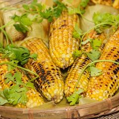 A picture of Bhutta Masala / Indian Style Spiced Roasted Corn On The Cob.