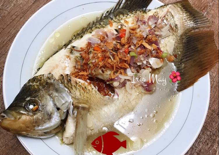 Langkah mengolah Tim Ikan Sambal Matah yang enak