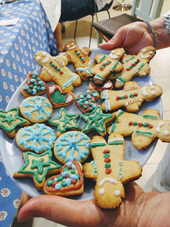 Una foto de Galletitas navideñas de jengibre