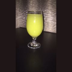 A picture of Lemonade.