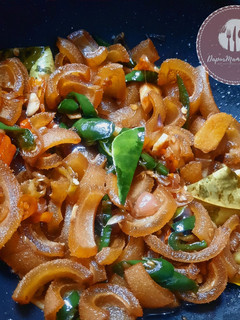 Foto resep Oseng kikil kecap pedas