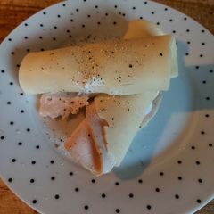A picture of My keto turkey cheese roll ups.