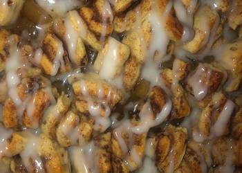 Easy Recipe Cinnamon roll apple pie breakfast casserole  SUPER EASY Delicious Simple