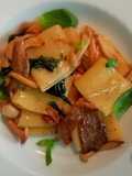 Paccheri con Setas a la mantequilla de albahaca