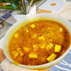 A picture of Aloo Paneer.