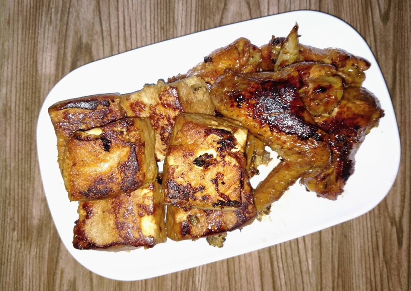 Ayam dan tahu bacem bakar