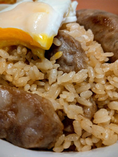 香腸偽煲仔飯 的食譜成品照片