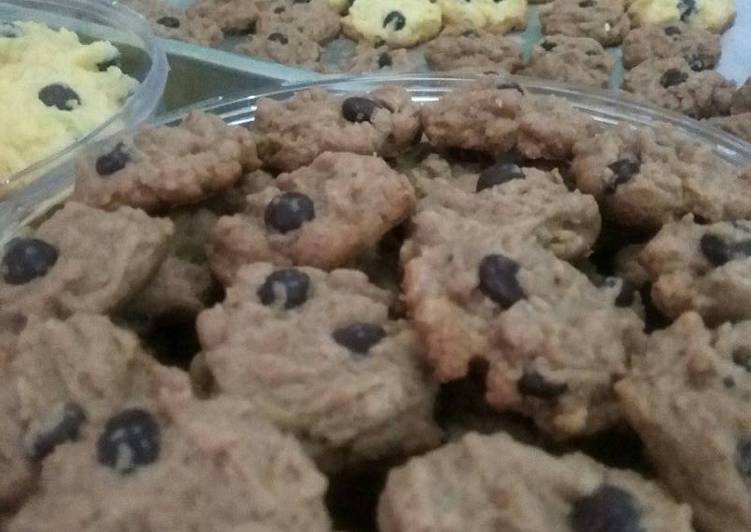 Cara termudah untuk Campuran EnakCokelat chips cookies