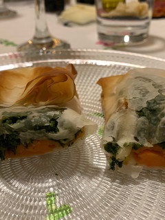 Una foto de Panadons de espinacas y calabaza con masa filo