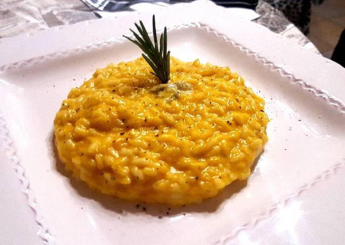 Modo semplice a Fai  Fatto in casa super veloce Risotto &amp;#34;ZZ&amp;#34; (zucca e zola)