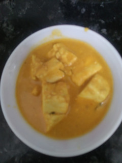 A picture of Shahi paneer.