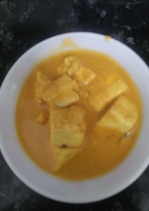 A picture of Shahi paneer.