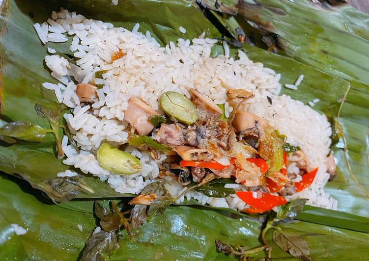 Nasi bakar cumi terasi