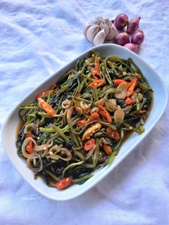 Foto resep Tumis kangkung pedas manis