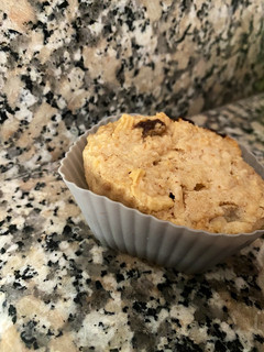 Una foto de Muffin de avena y frutas