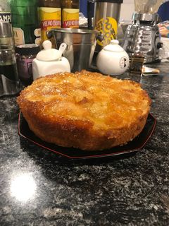 Una foto de Tarta de manzana invertida