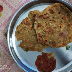 A picture of Crispy Veg Pratha.