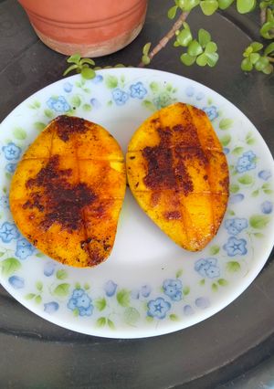 A picture of Aam tawa fry.
