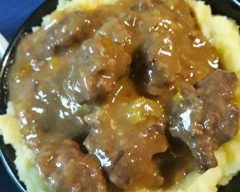 How To Make Recipe Golden Mashed Potatoes and Beef Square Gravy Delicious Perfect