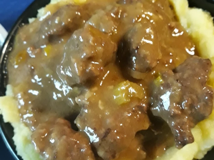 Easy Way Prepare Recipe Golden Mashed Potatoes and Beef Square Gravy that is Delicious, Perfect}