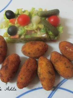 Una foto de Croquetas de jamón y boletus