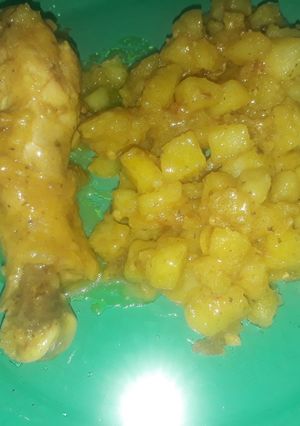 Una foto de Pollo con papas a la mostaza y al limón