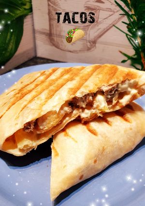 Une photo de Tacos steacks 🌮 et nuggets
