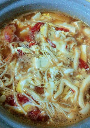 番茄豆腐菇菇湯 的食譜成品照片