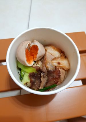 豬耳朵炒麵 的食譜成品照片