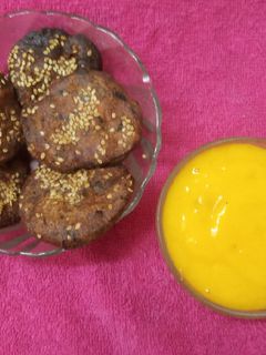 બાજરી ના વડા (Bajri Vada Recipe In Gujarati) રેસીપી મુખ્ય ફોટો