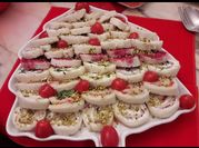 Una foto di insalata di barbabietola
