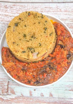 Dambun couscous da Miyar kifi ainihin hoton girkin