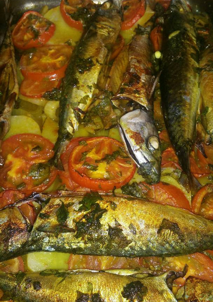 Una foto de Caballas a la Marinera🐟🍷