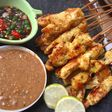 Sate Ayam Bumbu Kunyit
