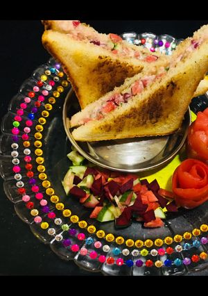 A picture of Vegetables sandwich.