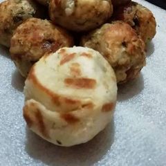 A picture of Bread roll.
