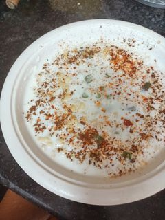 बूंदी रायता(boondi raita recipe in hindi) रेसिपी मुख्य फोटो