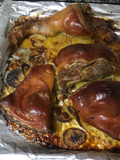 Una foto de Gorrín asado a baja temperatura