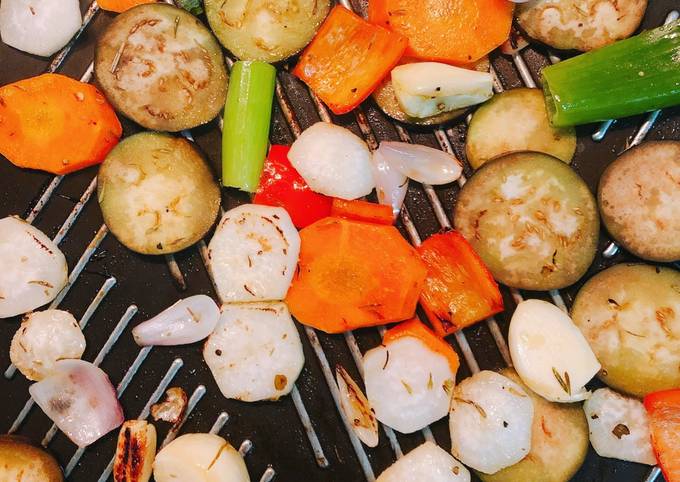 Steps to Prepare Speedy Simple Grilled Vegetables