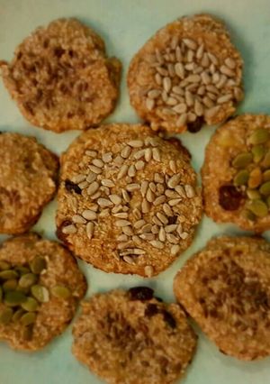 Una foto de Galletas de avena plátano coco miel multigranos