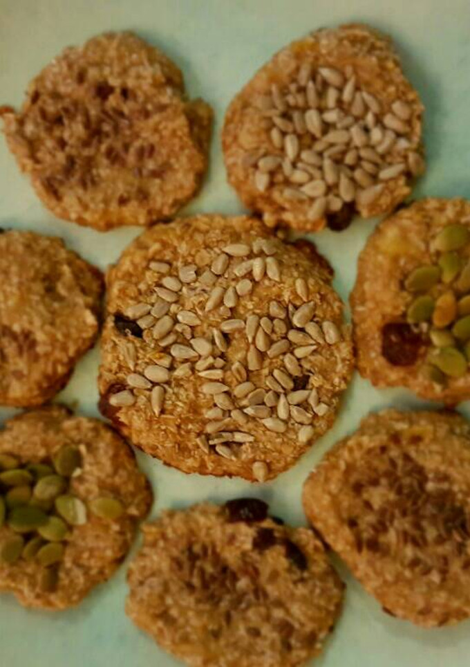 Una foto de Galletas de avena plátano coco miel multigranos