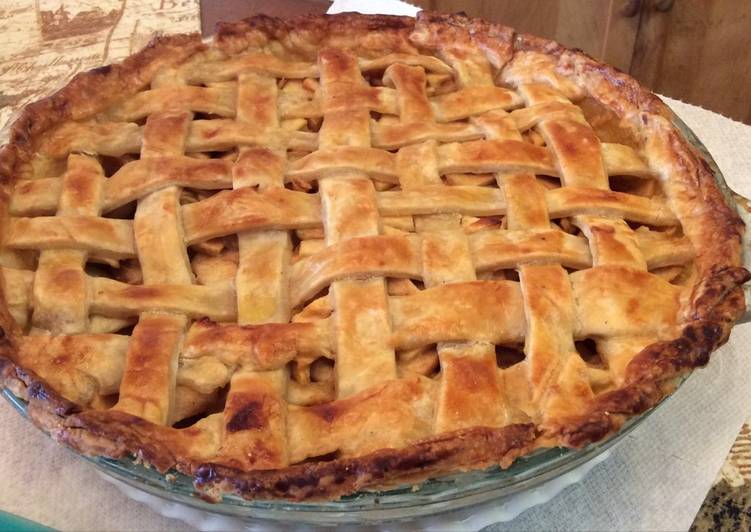 Simple Way to Prepare Apple Pie in 23 Minutes for Family