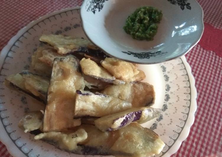 Terong goreng tepung crispy sambel ijo