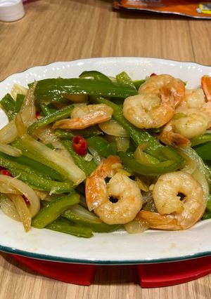 蒜炒蔥椒蝦仁 的食譜成品照片