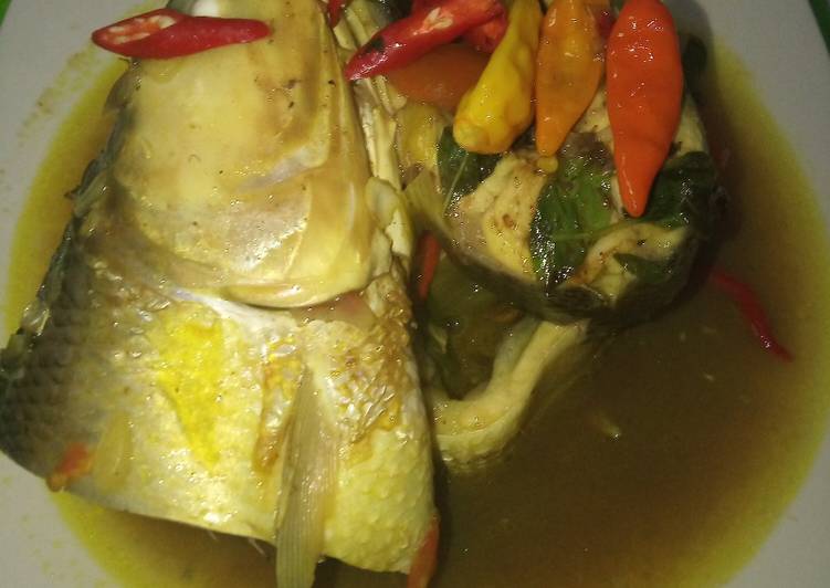 Langkah Membuat Uta Pallumara Londe (Sop Ikan Bandeng) Maknyuss mas iyan Lezat