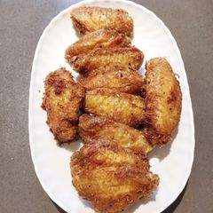 A picture of Fried Wings.