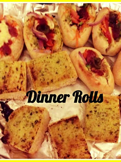 A picture of Dinner rolls.