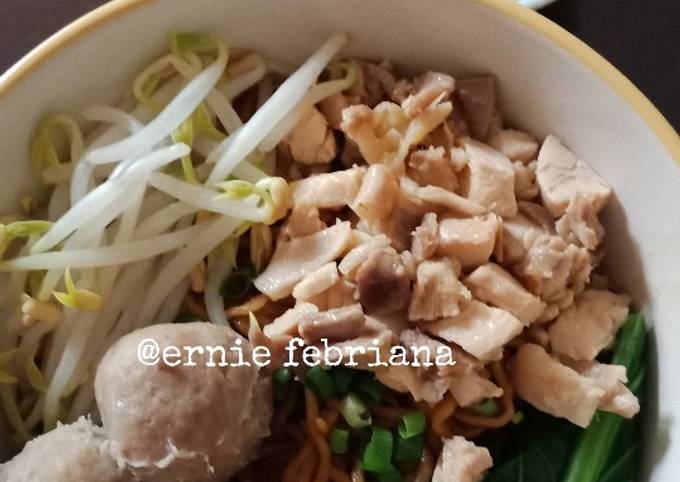 Resep Mie Yamin Ayam Baso Oleh Ernie Febriana Cookpad