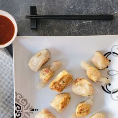A picture of Rice Paper Crab Rangoon.